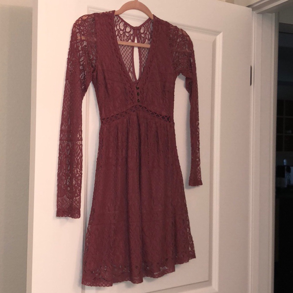 Dusty Rose Lace Hollister Dress